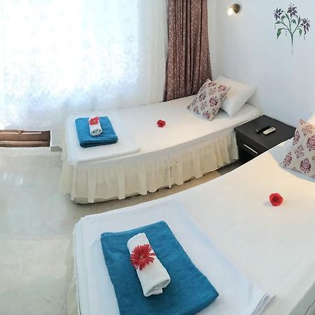 Santosa Pension Kaş Buitenkant foto
